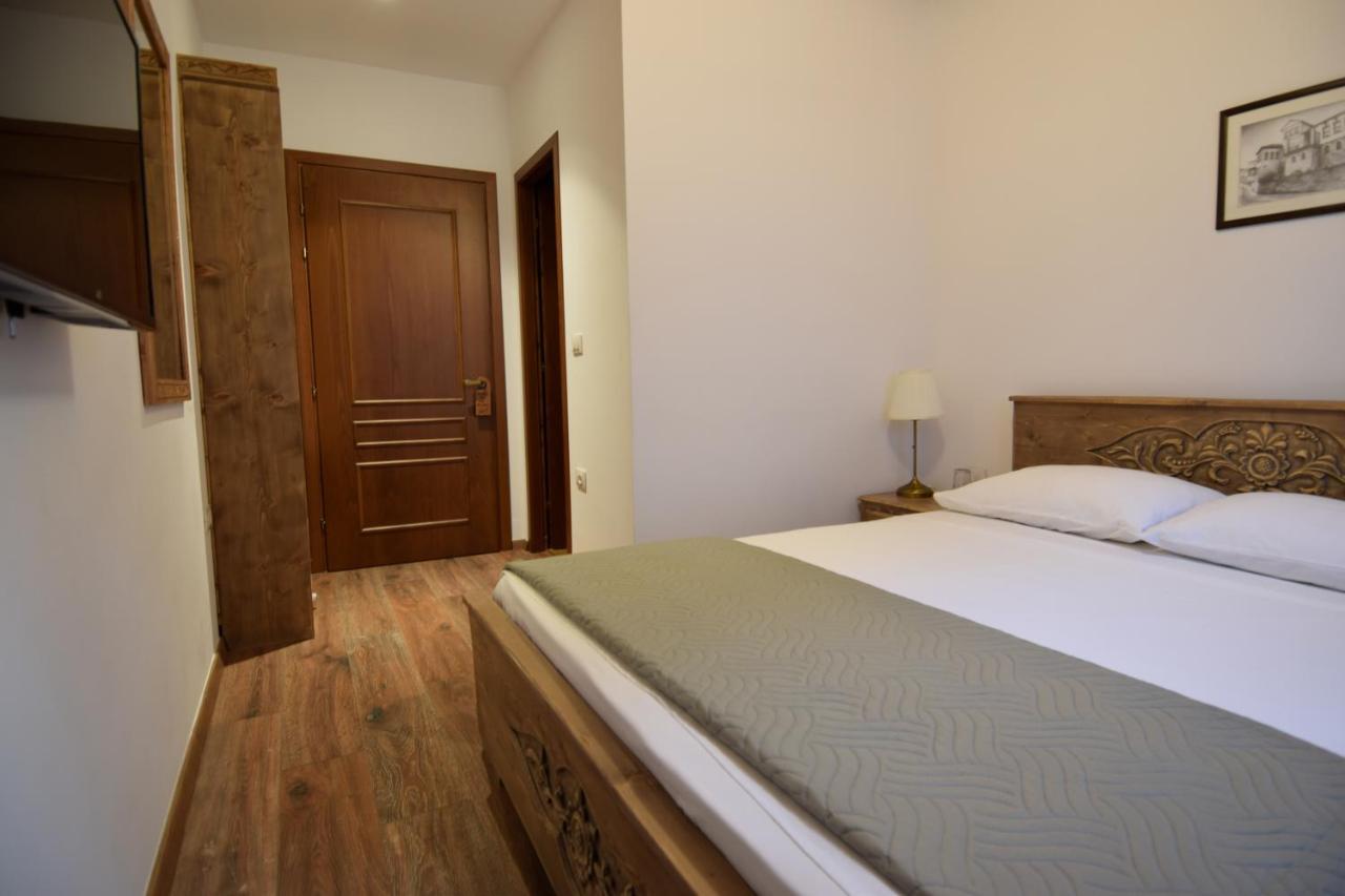 4 Rooms Since 1950 Гирокастра Экстерьер фото