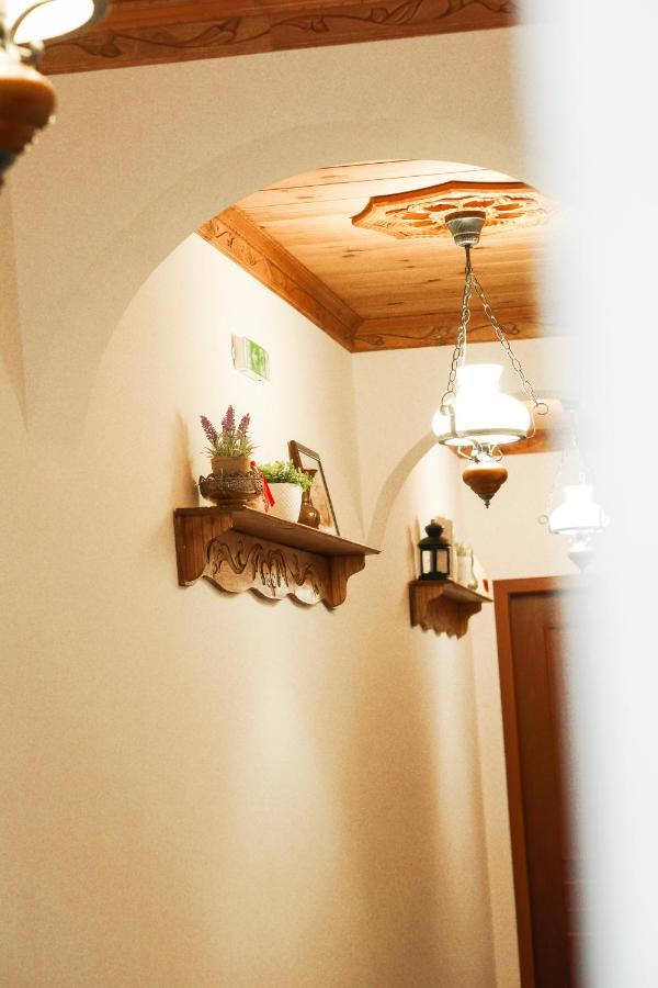 4 Rooms Since 1950 Гирокастра Экстерьер фото